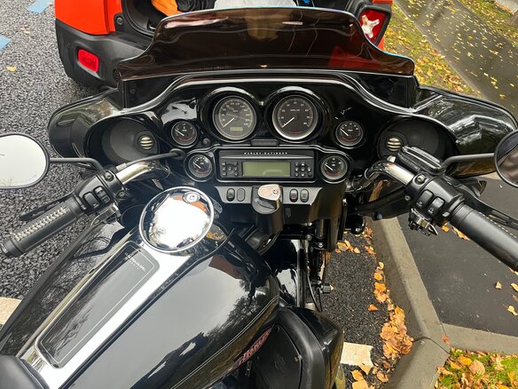 2009 Harley-Davidson Electra Glide, чёрный, 760000 рублей - вид 17