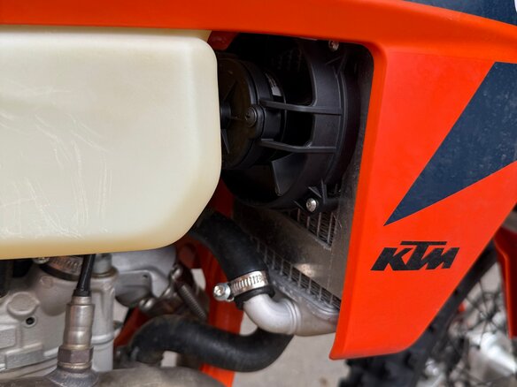 2025 KTM 450 EXC F, оранжевый, 1100000 рублей - вид 6