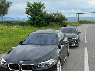 2010 BMW 5 серии 550i VI (F10/F11/F07), чёрный, 1790000 рублей, вид 5