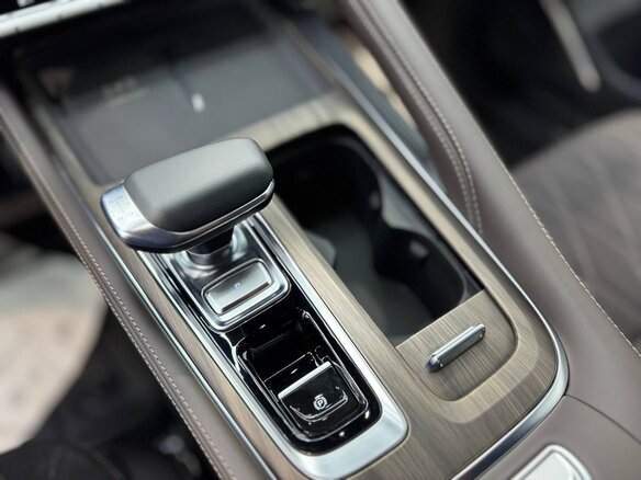 2026 Geely Monjaro I Рестайлинг 2 (China Market), голубой, 4090000 рублей - вид 19