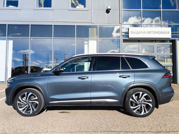 2025 Geely Monjaro I, серый, 3940000 рублей - вид 7