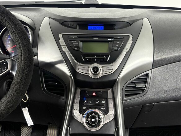 2013 Hyundai Elantra V (MD), чёрный, 850000 рублей - вид 10