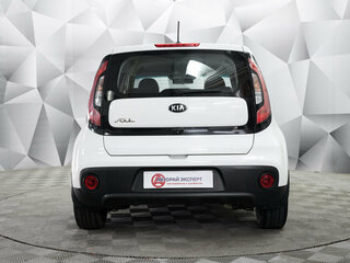 2019 Kia Soul II Рестайлинг, белый, 1711000 рублей, вид 4