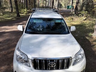 2011 Toyota Land Cruiser Prado 150 Series, белый, 2800000 рублей, вид 3