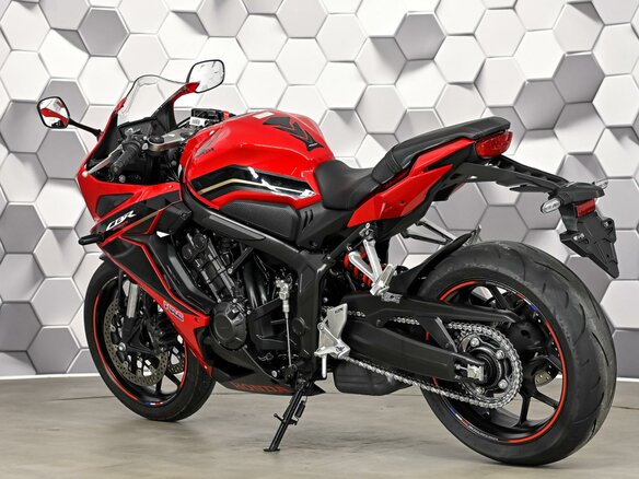 2023 Honda CBR 650R, красный, 999000 рублей - вид 7