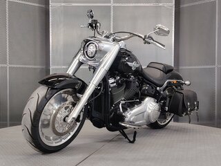 2018 Harley-Davidson Fat Boy, чёрный, 1929000 рублей, вид 4