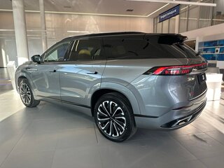 2025 Jaecoo J8, серебристый, 4669000 рублей, вид 4