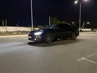 2015 Toyota Camry VII (XV50) Рестайлинг, чёрный, 1577000 рублей, вид 4