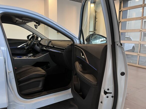 2023 Omoda C5 I, синий, 1675000 рублей - вид 24