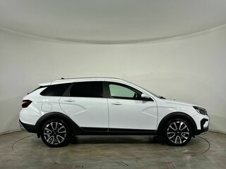 2024 Lada (ВАЗ) Vesta SW Cross I Рестайлинг (NG), белый, 1520000 рублей, вид 5