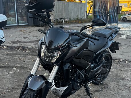 2024 Bajaj Dominar 400, чёрный, 355000 рублей, вид 1