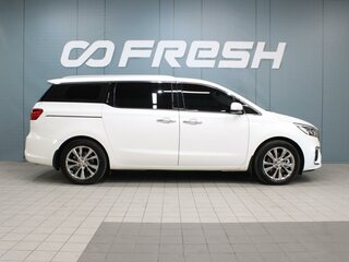 2019 Kia Carnival III, белый, 3750000 рублей, вид 5