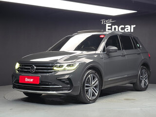 2021 Volkswagen Tiguan II Рестайлинг, серый, 3250000 рублей, вид 1