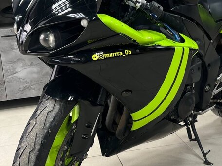 2011 Yamaha YZF-R1, чёрный, 380000 рублей, вид 1