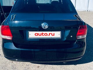 2013 Volkswagen Polo V, чёрный, 860000 рублей, вид 2