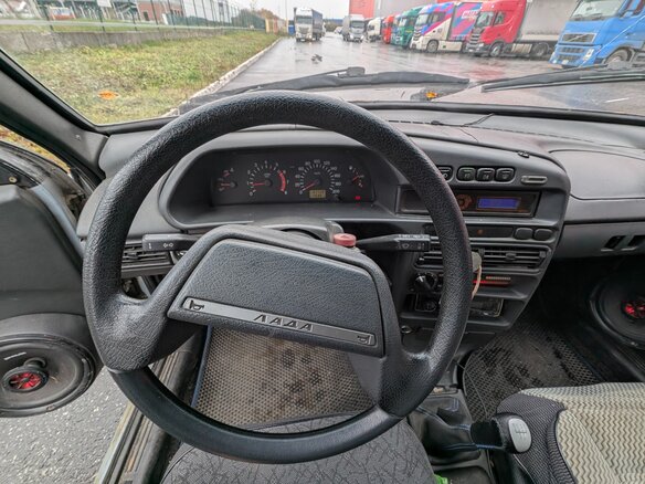 2004 Lada (ВАЗ) 2115, серебристый, 120000 рублей - вид 8