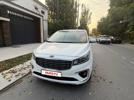 2020 Kia Carnival III, белый, 1320000 рублей, вид 2