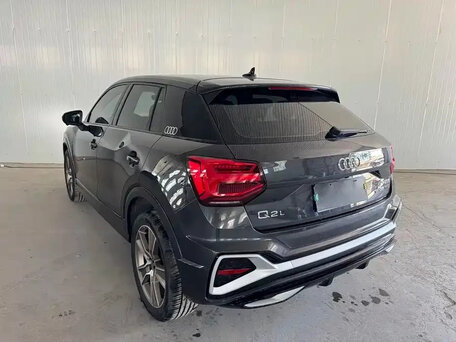 2022 Audi Q2 L 35 TFSI I Рестайлинг, чёрный, 2090004 рублей, вид 4