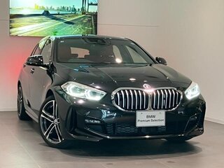 2022 BMW 1 серии 118i III (F40), чёрный, 2450004 рублей, вид 2