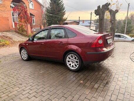 2008 Ford Focus II Рестайлинг, красный, 490000 рублей, вид 2