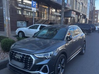 2022 Audi Q3 35 TFSI II (F3), серебристый, 1823000 рублей, вид 3