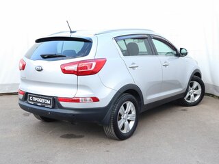 2013 Kia Sportage III, серебристый, 925000 рублей, вид 4