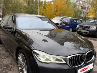 2017 BMW 7 серии Long 750Li xDrive VI (G11/G12), чёрный, 3350000 рублей, вид 3