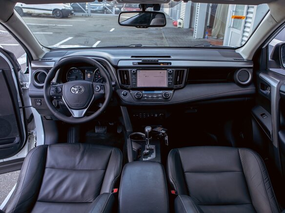 2019 Toyota RAV4 IV (XA40) Рестайлинг, белый, 2095000 рублей - вид 17