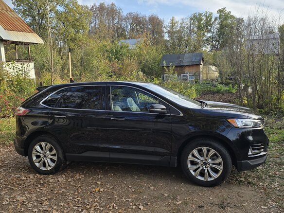 2022 Ford Edge II Рестайлинг, чёрный, 2599999 рублей - вид 5