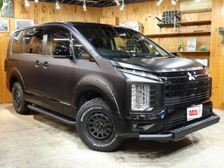 2022 Mitsubishi Delica D:5 I Рестайлинг, чёрный, 2370017 рублей, вид 3