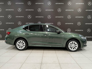 2020 Skoda Octavia IV (A8), зелёный, 1950000 рублей, вид 4