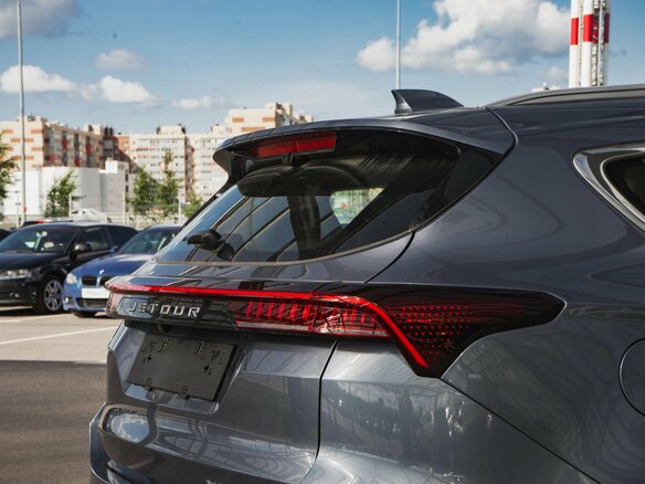 2026 Jetour X70+ I Рестайлинг, серый, 3365010 рублей - вид 5