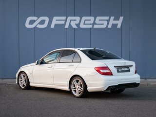 2011 Mercedes-Benz C-Класс 200 III (W204) Рестайлинг, белый, 1270000 рублей, вид 2
