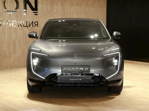 2026 Avatr 07, серый, 6997345 рублей - вид 2