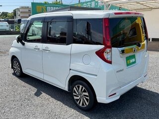 2019 Toyota Roomy I, белый, 930000 рублей, вид 4