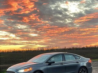 2020 Ford Fusion (North America) II Рестайлинг, серый, 1850000 рублей, вид 5