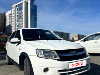 2012 Lada (ВАЗ) Granta I, белый, 265000 рублей, вид 3