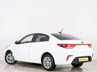 2020 Kia Rio IV, белый, 1499000 рублей, вид 4