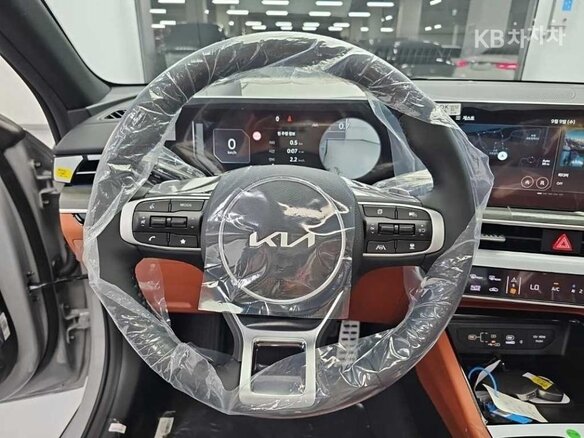 2026 Kia K5 III Рестайлинг, серый, 3100020 рублей - вид 8