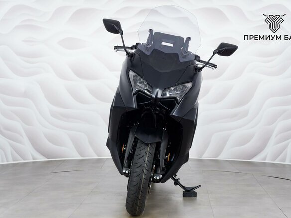 2026 Yamaha TMAX, чёрный, 1677000 рублей - вид 3
