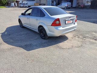 2008 Ford Focus II Рестайлинг, серебристый, 275000 рублей, вид 3