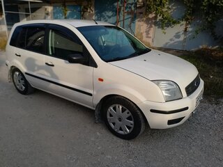 2005 Ford Fusion I, белый, 345000 рублей, вид 1