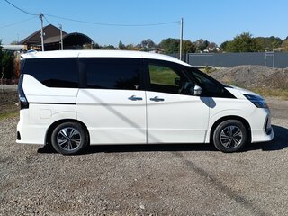 2020 Nissan Serena V (C27) Рестайлинг, белый, 2250000 рублей, вид 2
