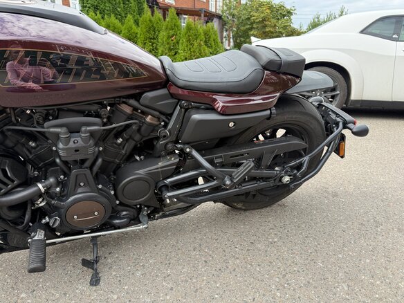 2021 Harley-Davidson Sportster S, красный, 1350000 рублей - вид 4