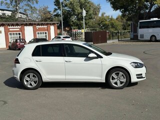 2015 Volkswagen Golf VII, белый, 1150000 рублей, вид 5