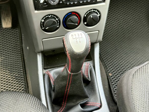 2012 Lada (ВАЗ) Priora I, серый, 289000 рублей - вид 14