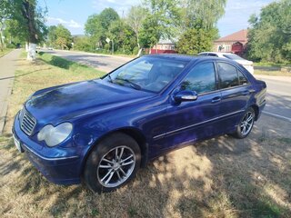 2002 Mercedes-Benz C-Класс 200 II (W203), синий, 400000 рублей, вид 1