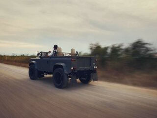 1989 Land Rover Defender 90 I, серый, 18040000 рублей, вид 1