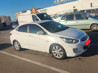 2012 Hyundai Solaris I, белый, 530000 рублей, вид 2