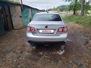 2010 Volkswagen Jetta V, серебристый, 500000 рублей, вид 5